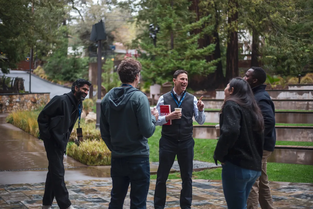 Redwood Lawn & Firepit